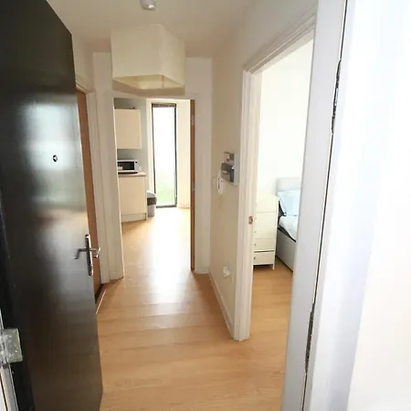 Daire Jacob House *